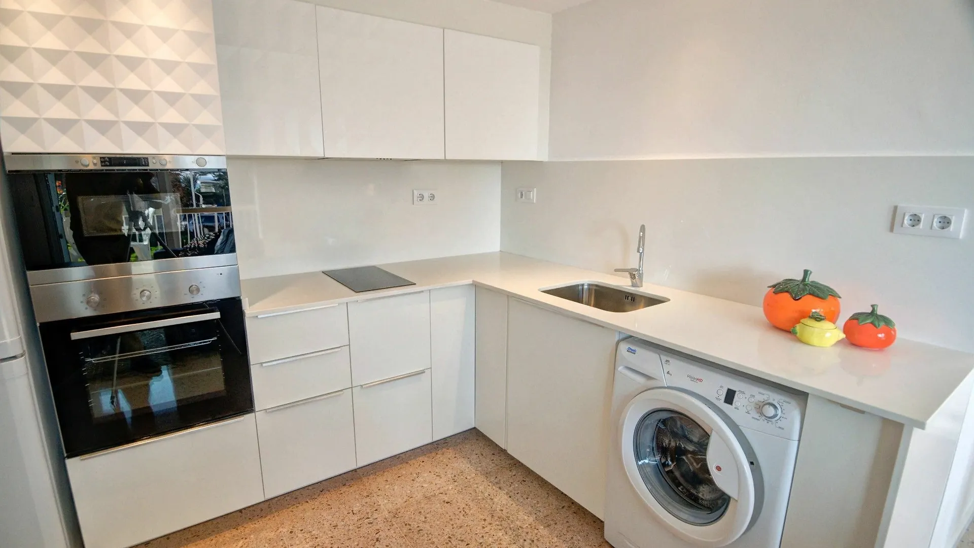 2Br Beach View Sitges