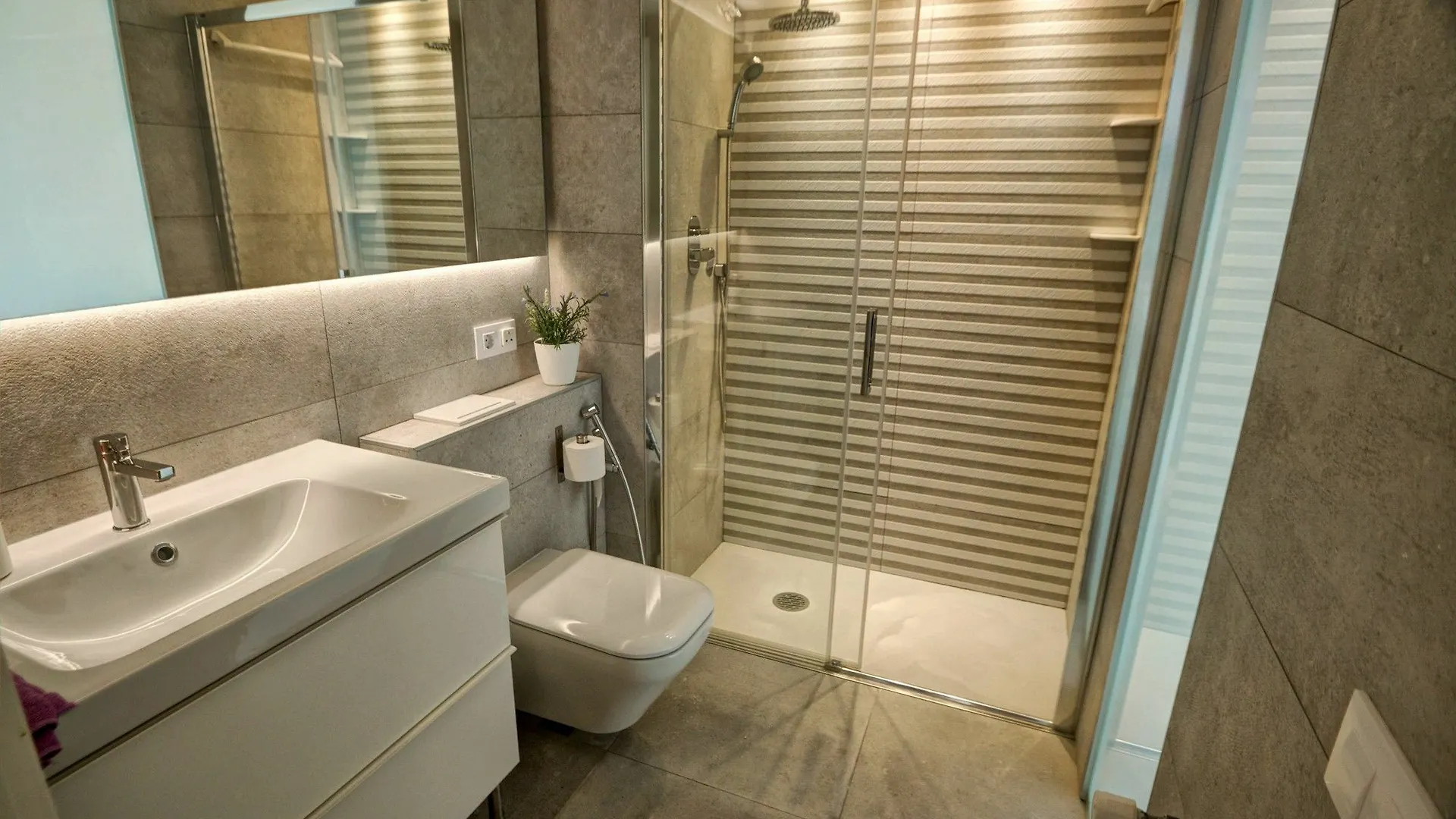 2Br Beach View Sitges 0*,  Espanha